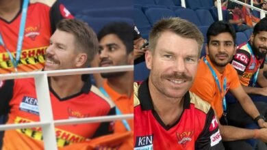 David Warner Supports SRH From The Stands